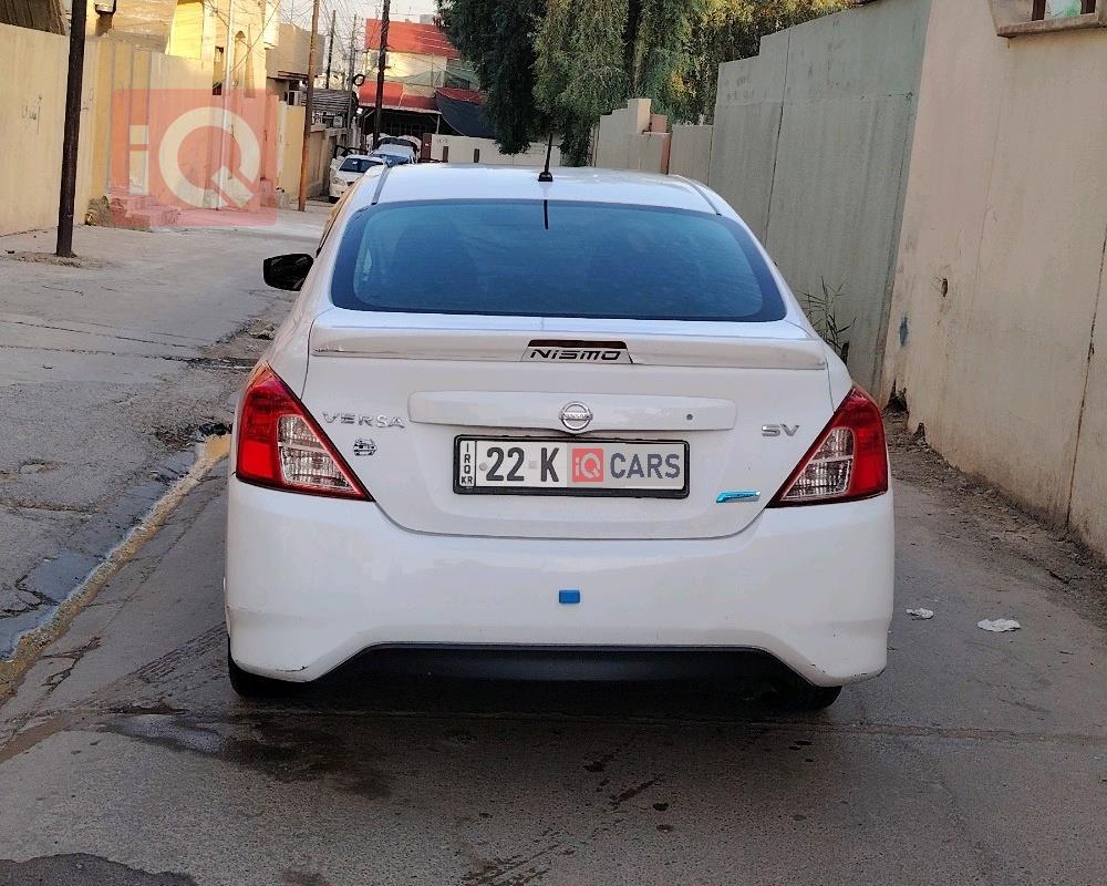 Nissan Versa